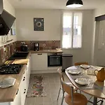 De Charme Avec Piscine Chauffee, Jardin Privatif Et Equipements Bebes, A 15 Min D'angouleme - Fr-1-653-16 بيت للعطل Vars (Charente)