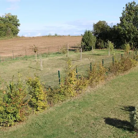 De Charme Avec Piscine Chauffee, Jardin Privatif Et Equipements Bebes, A 15 Min D'angouleme - Fr-1-653-16 *
